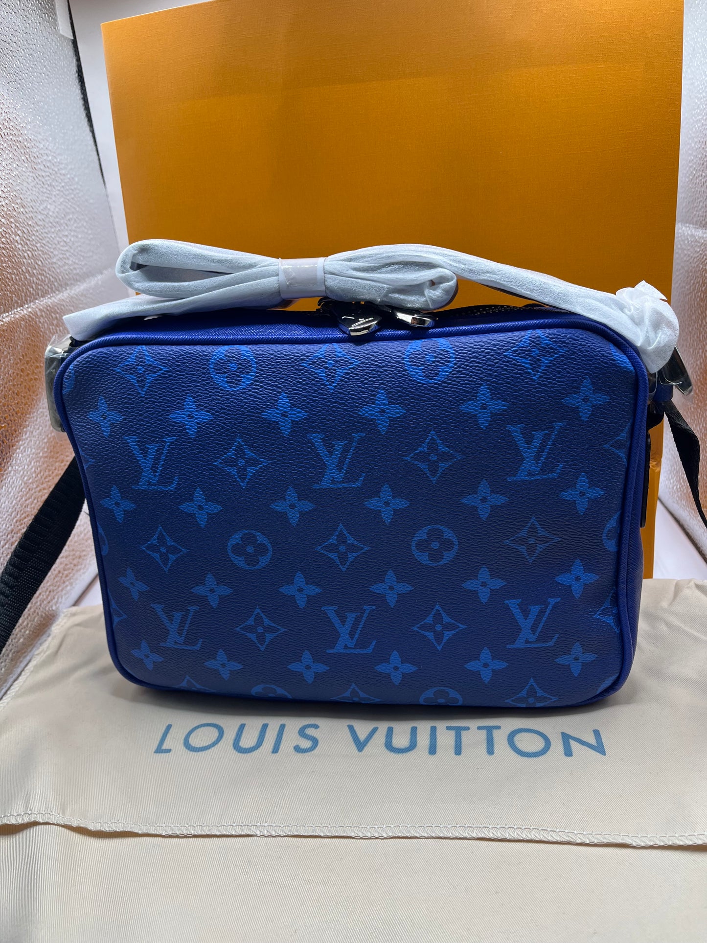 Louis Vuitton Outdoor Messenger Bag Blauw - High Quality