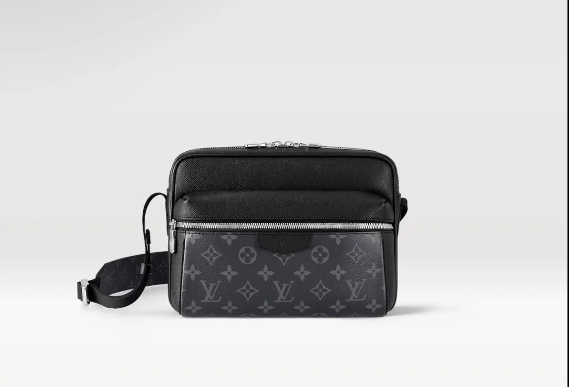 Louis Vuitton Outdoor Boom Bag Classic - High Quality