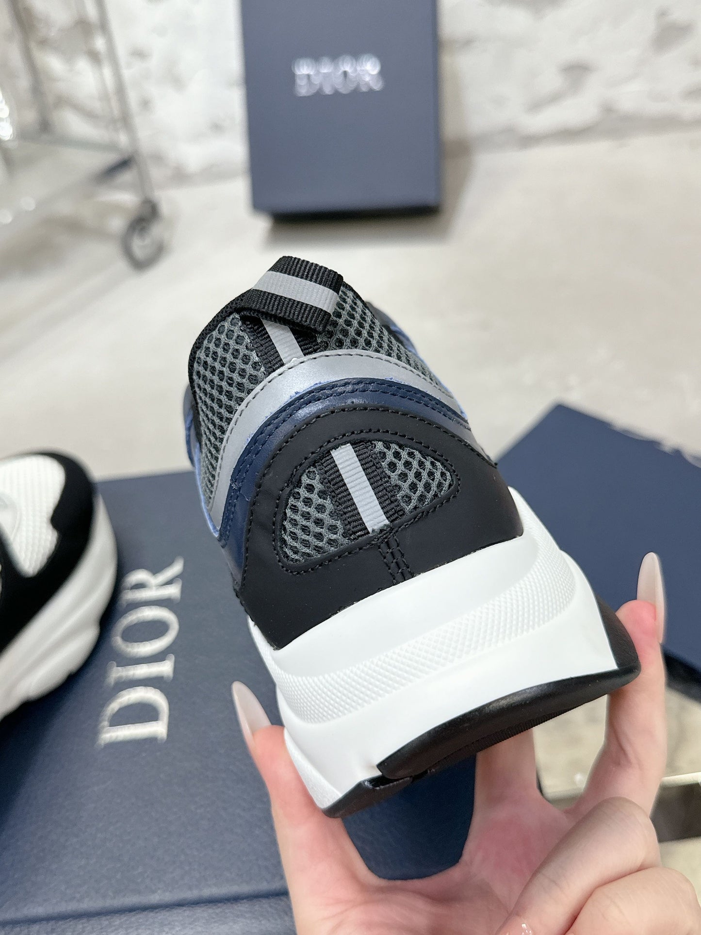 Dior B22 - Navy