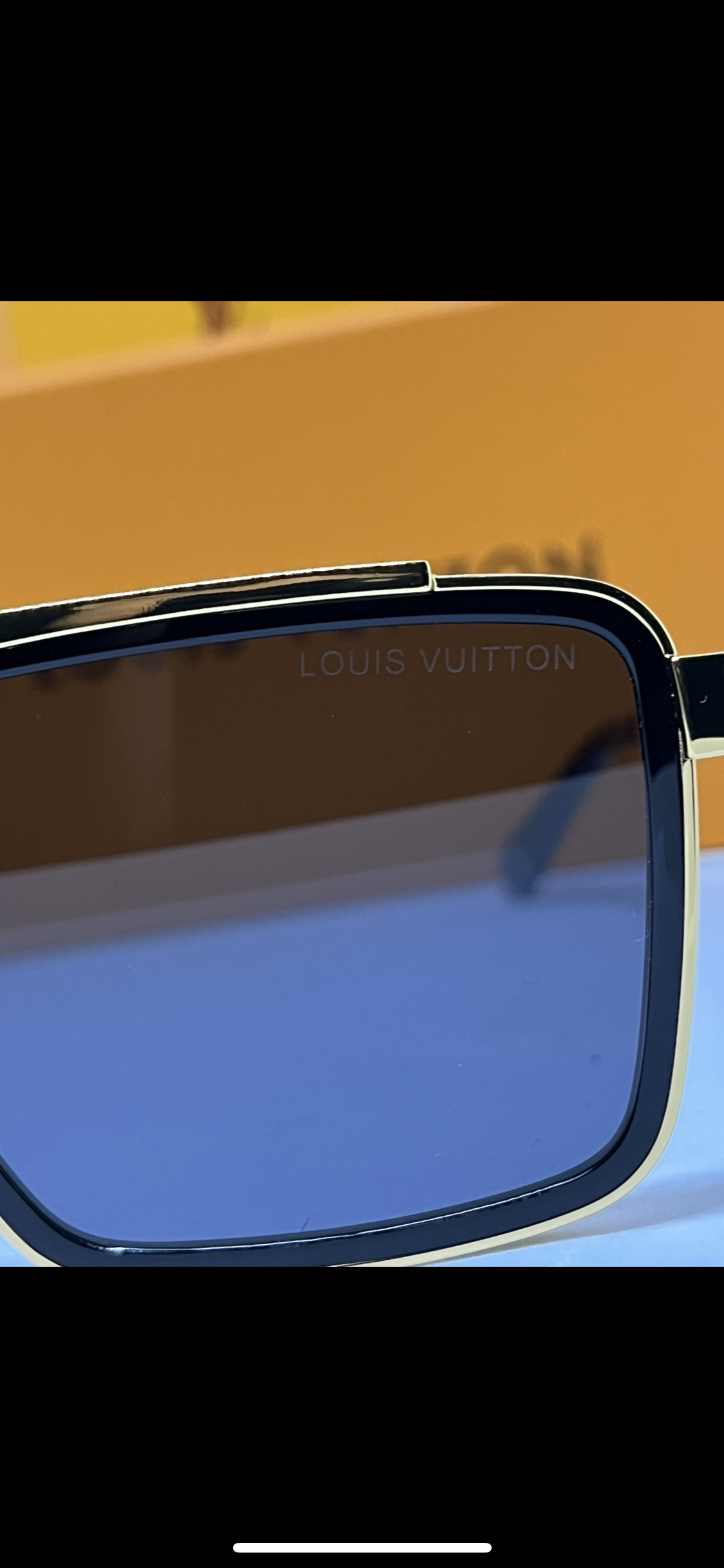 Louis Vuitton Evidence Zonnebril- Goud