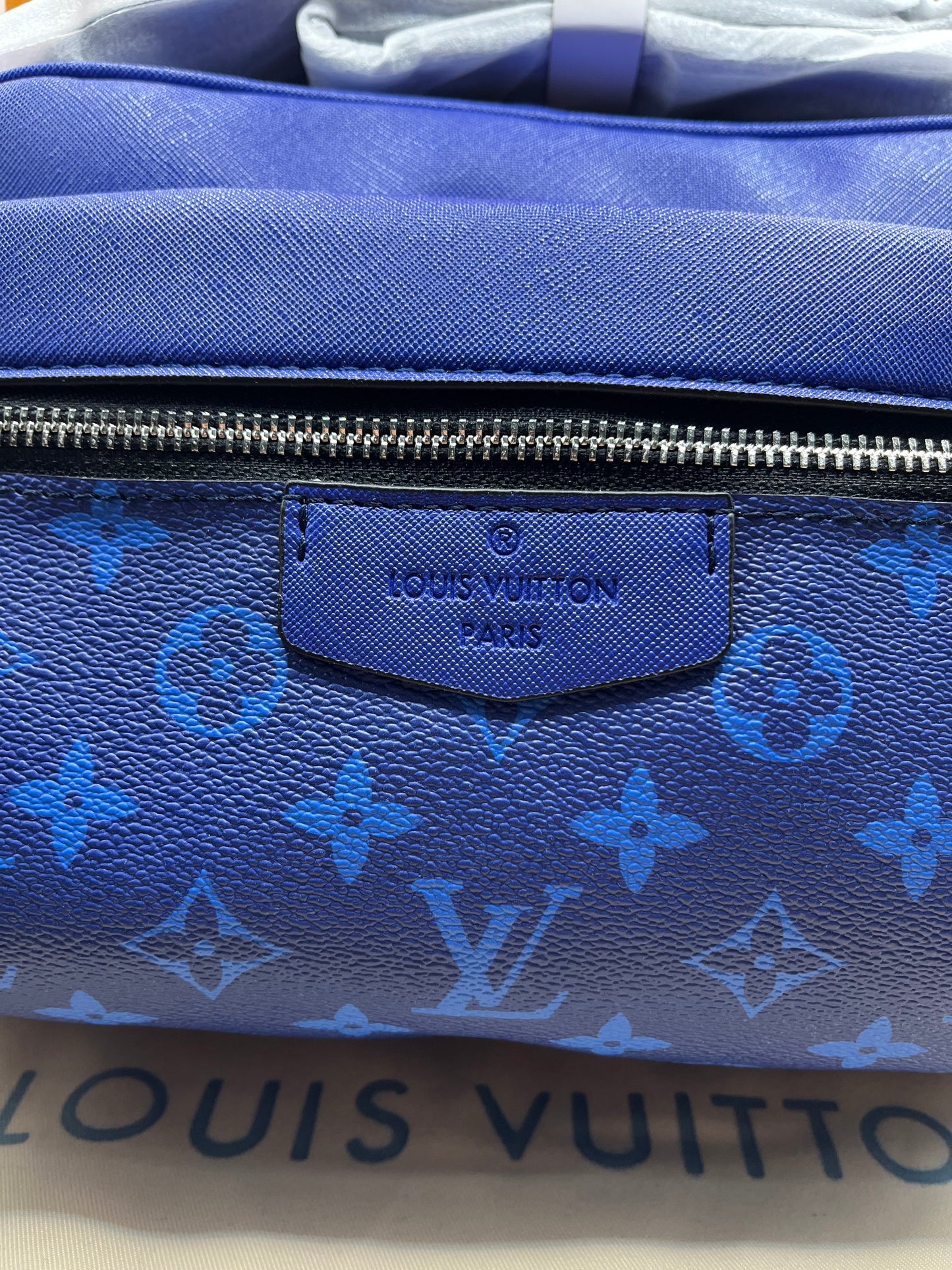 Louis Vuitton Outdoor Messenger Bag Blauw - High Quality