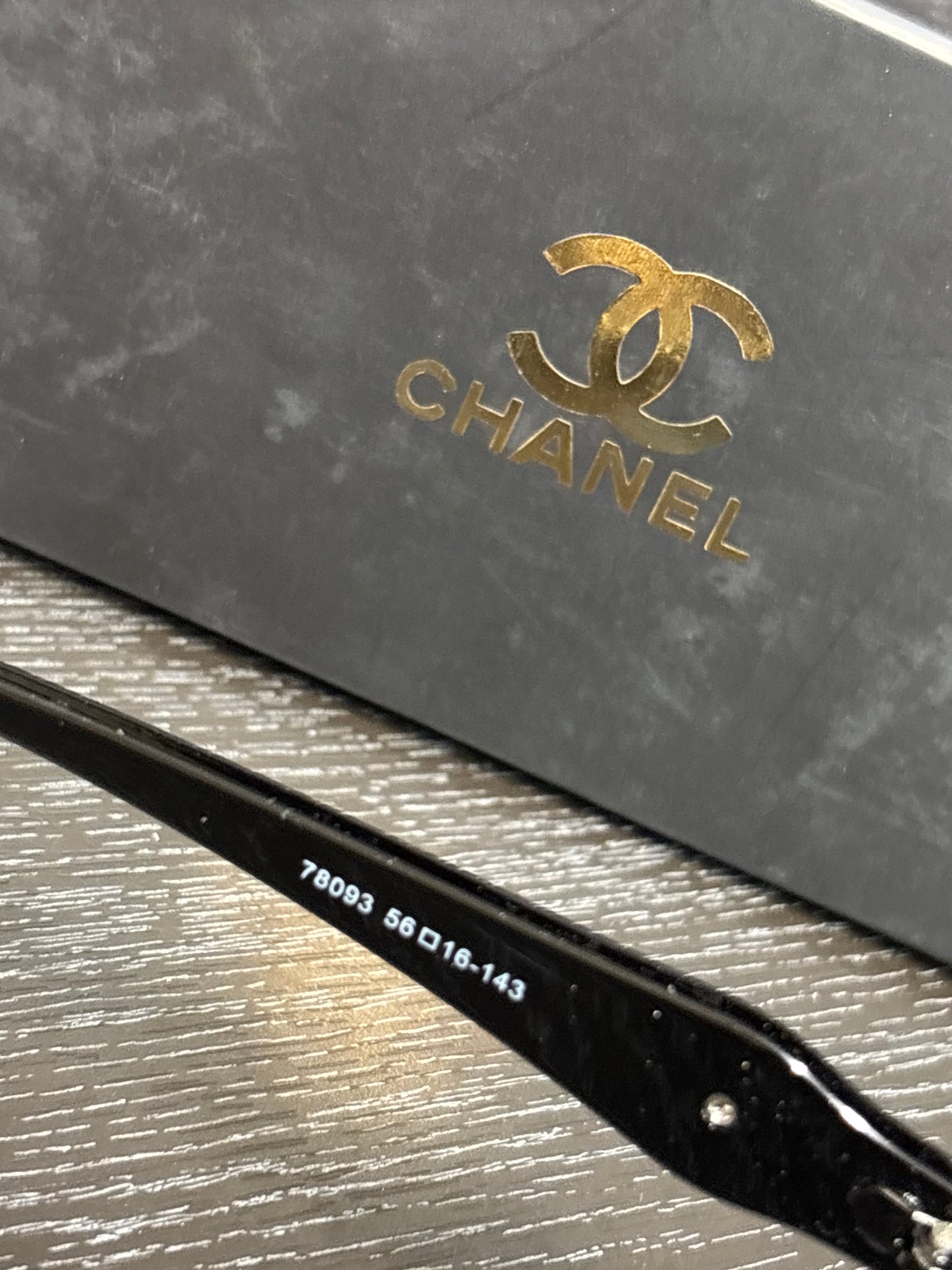 Chanel Zonnebril - Black Frame