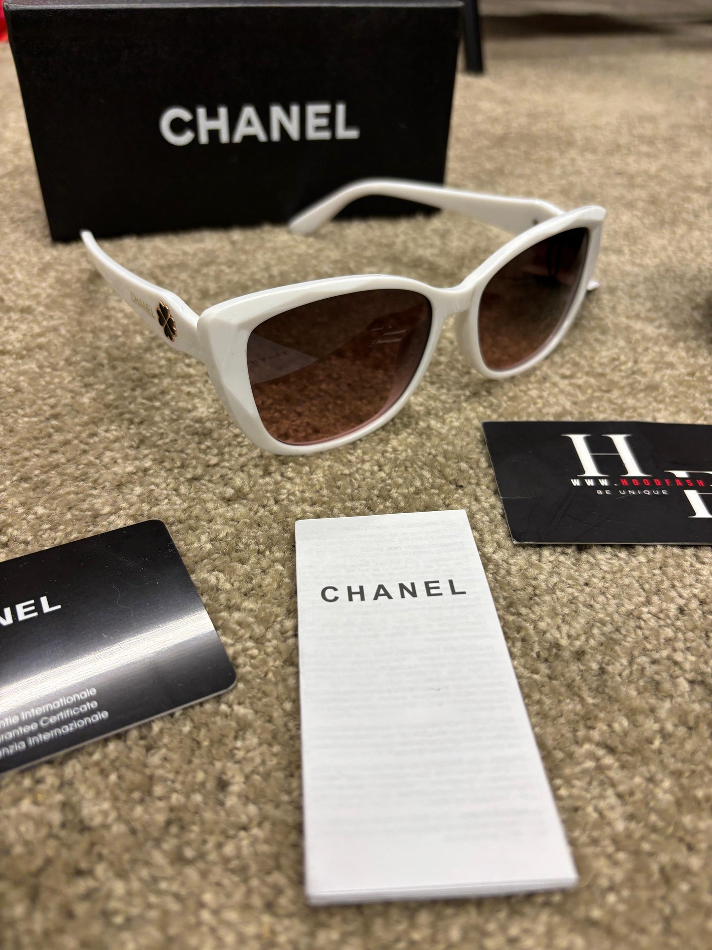 Chanel Zonnebril - White