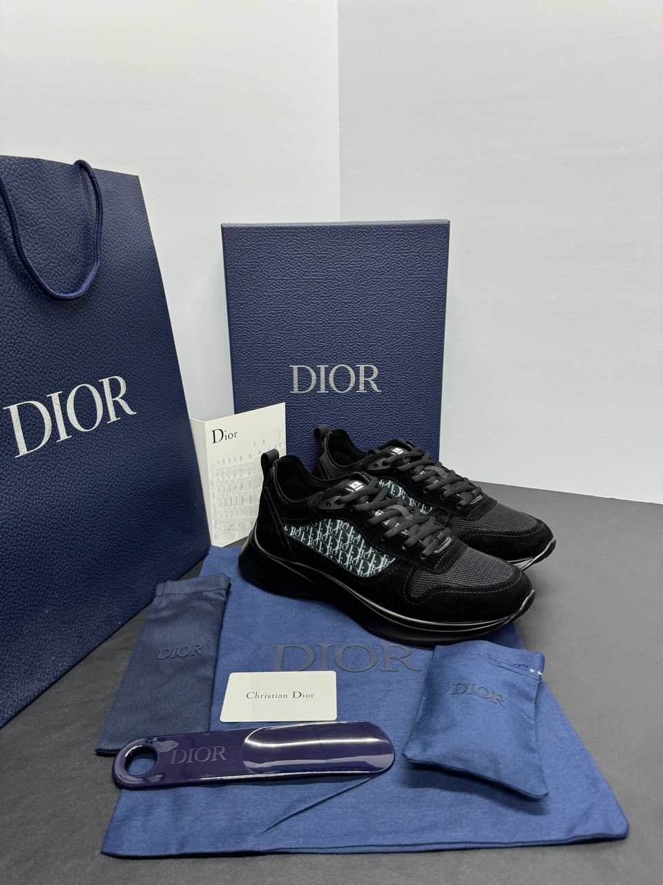 Dior B25 - Black