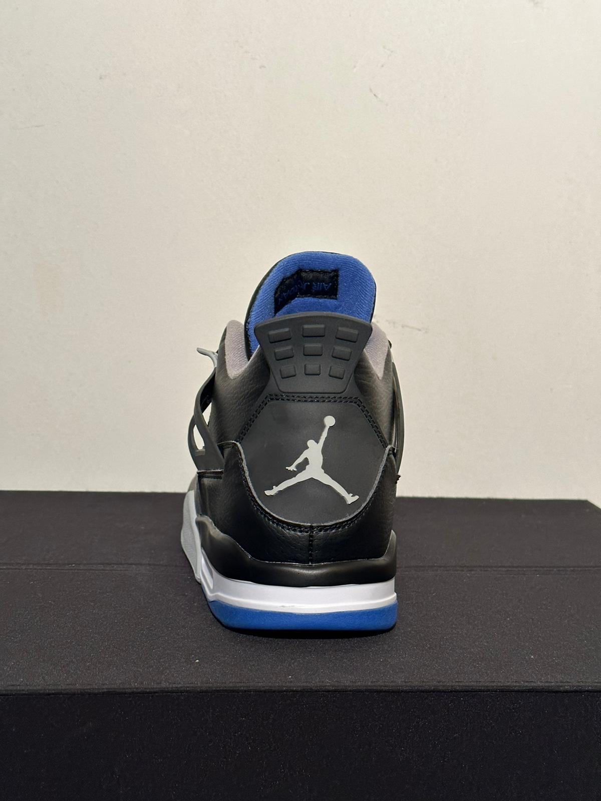Jordan 4 Retro Royal Sneakers -Black Silver