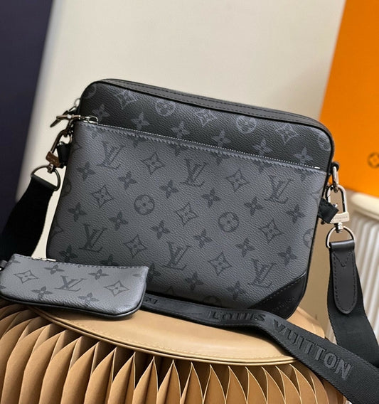 Louis Vuitton Trio Messenger Bag
