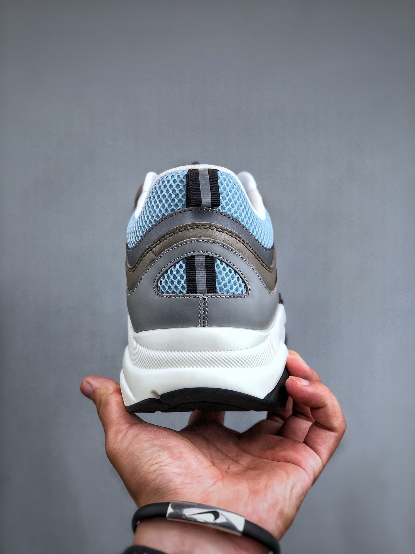 Dior B22 - Baby Blue