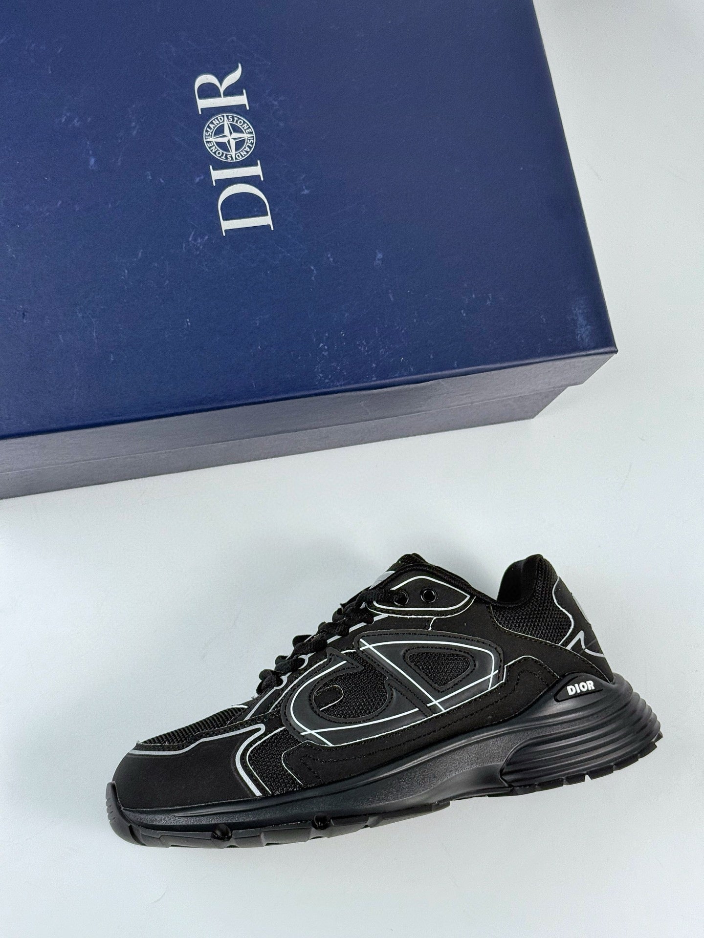 Dior B30