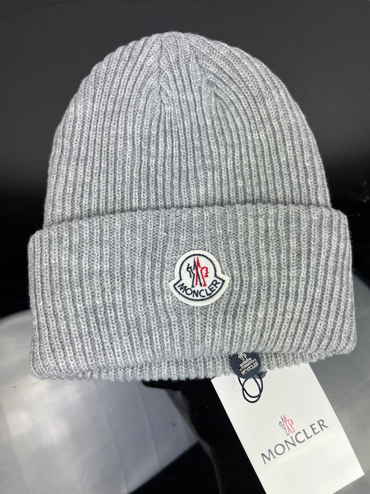 Moncler Muts