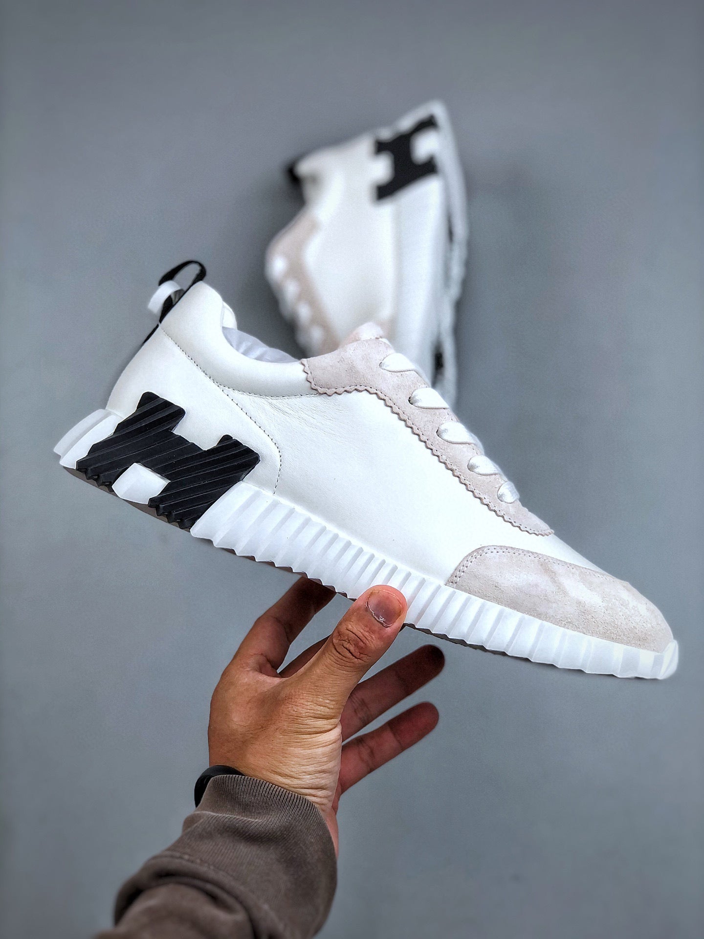 Hermes Bouncing Sneakers
