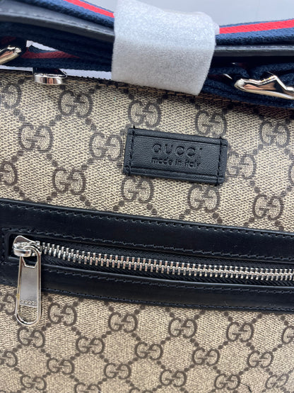 Gucci Messenger Bag -Beige