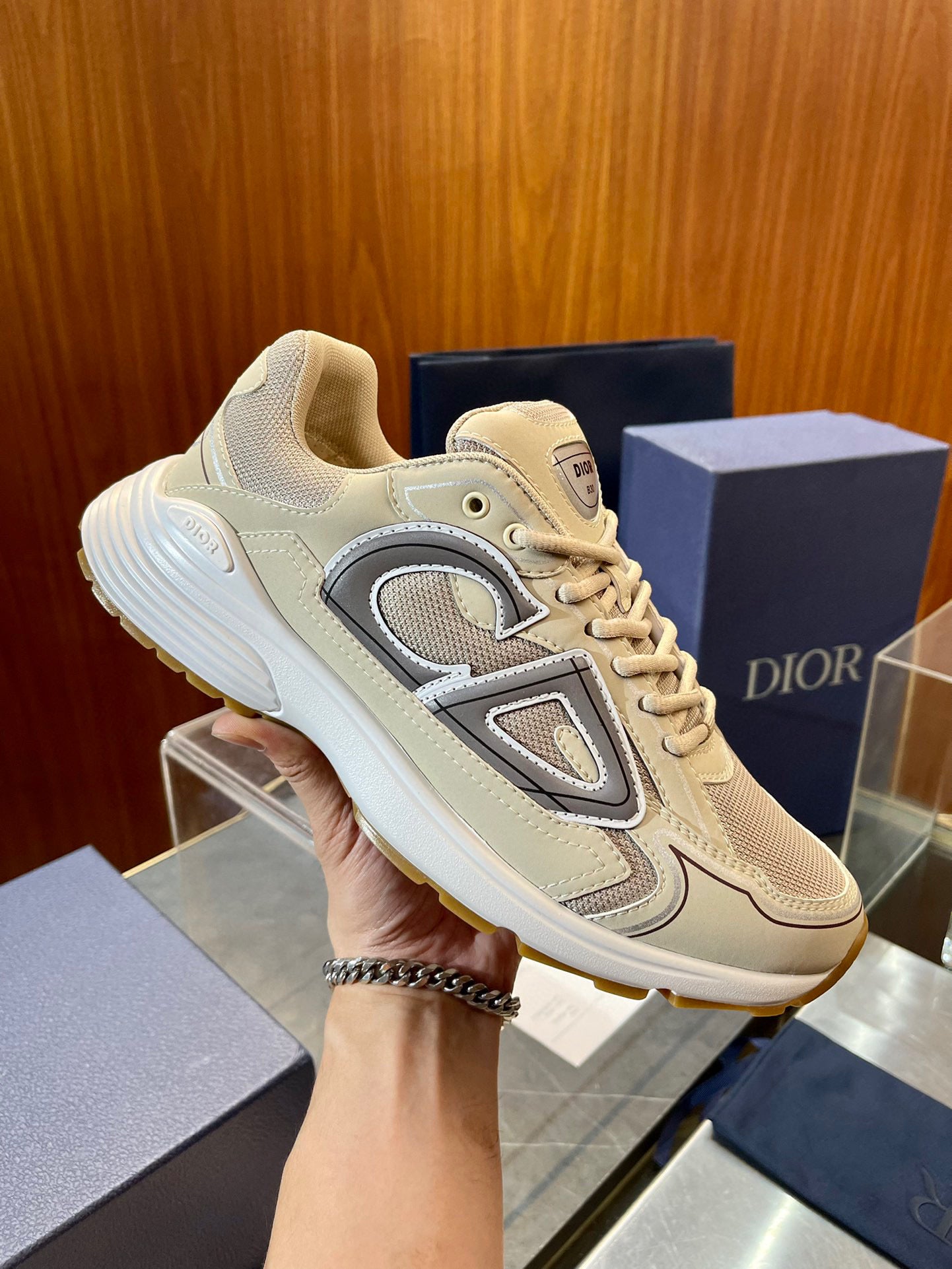 Dior B30- Beige