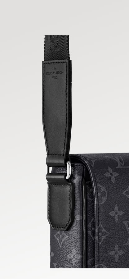 Louis Vuitton District PM Messenger Bag - High Quality