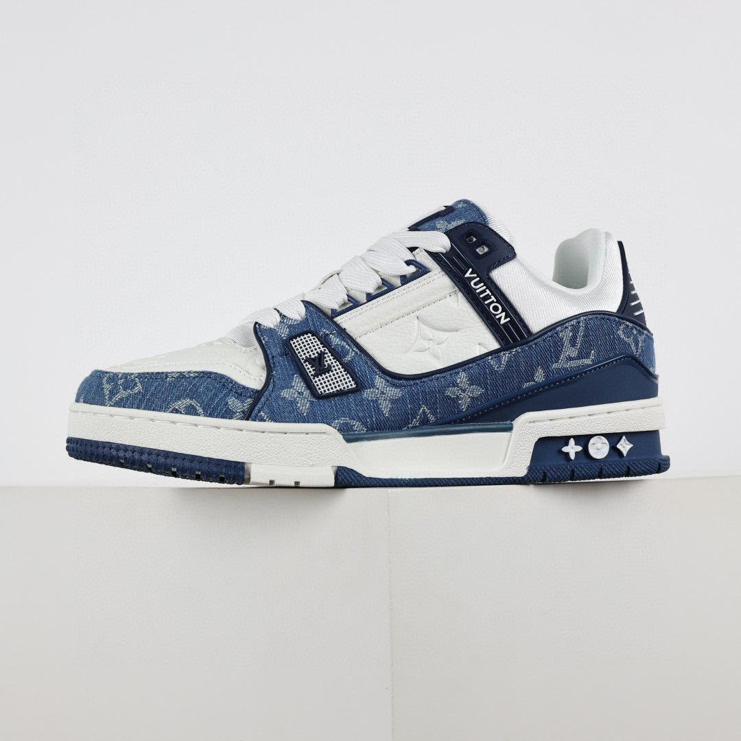 Louis Vuitton Trainers - Navy