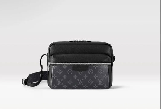 Louis Vuitton Outdoor Boom Bag Classic - High Quality