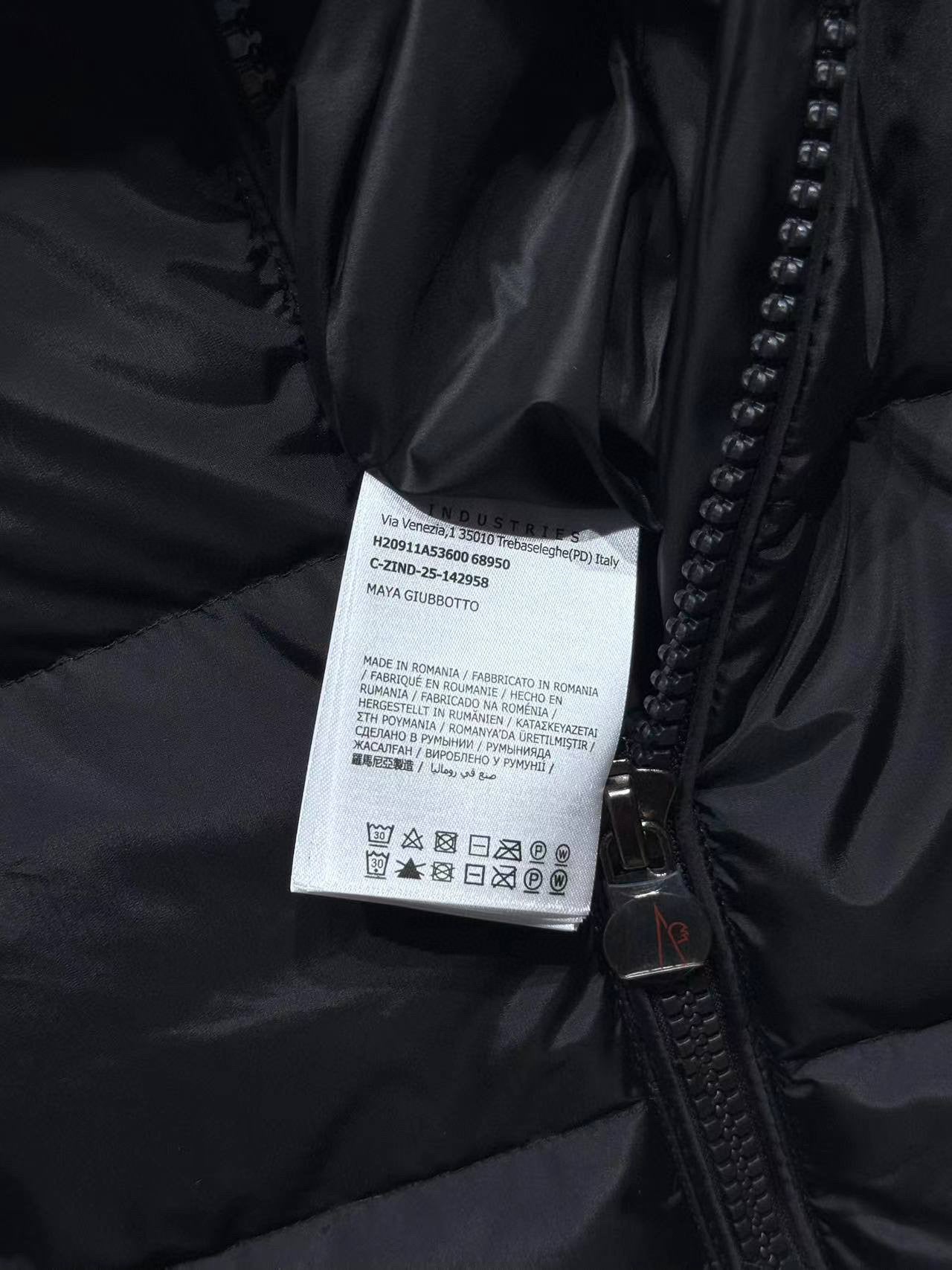 Moncler Maya Mat Jas High Quality