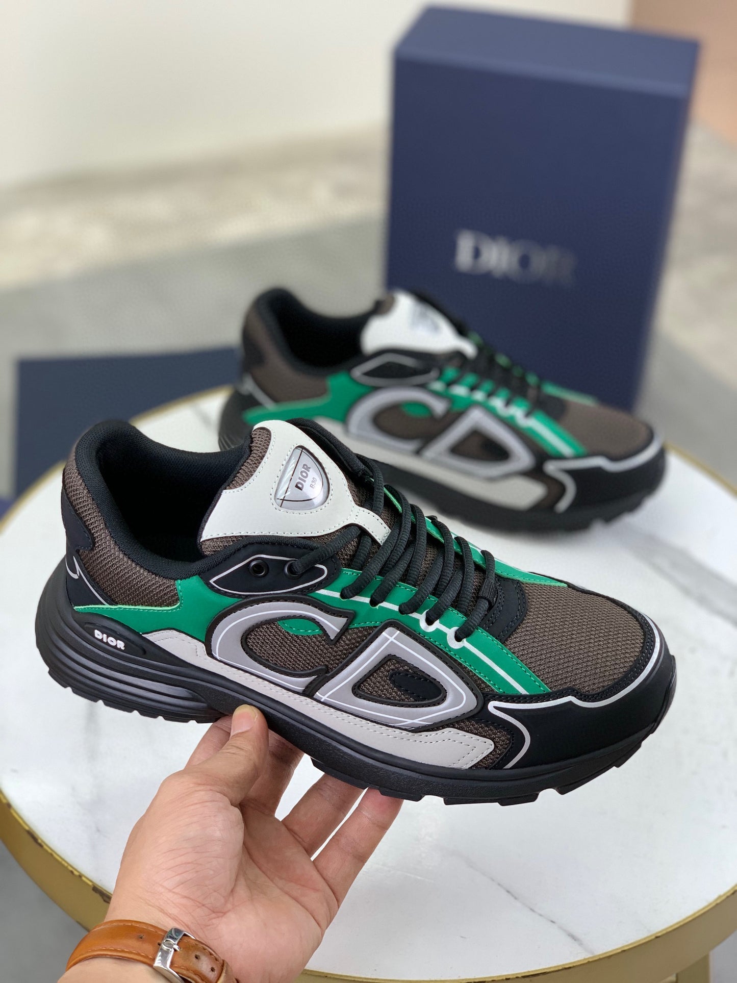 Dior B30