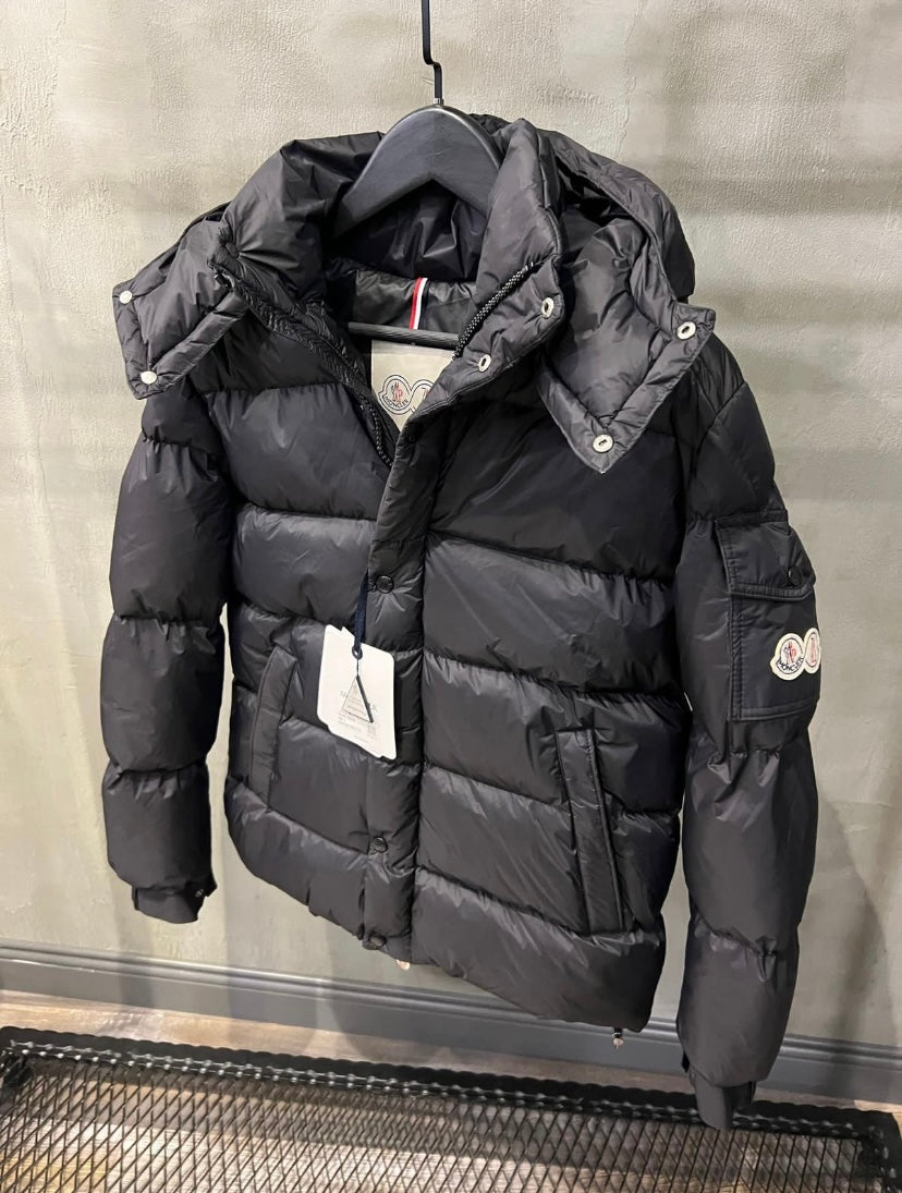 Moncler Maya Hooded Short Down Jas