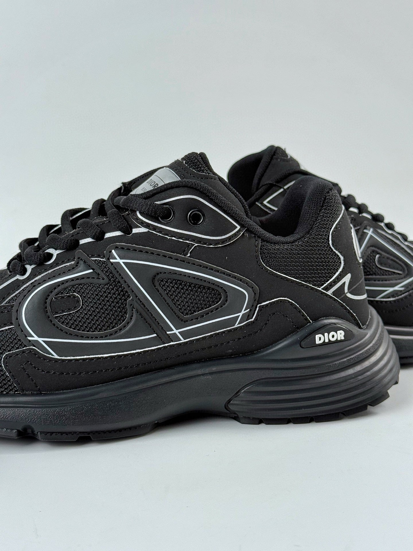 Dior B30