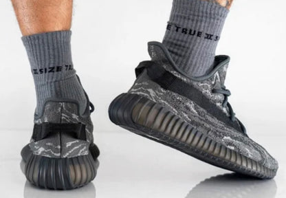 Yeezy Boost 350V2 - Dark Salt