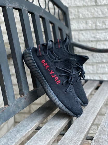 Yeezy Boost 350 V2 Bred