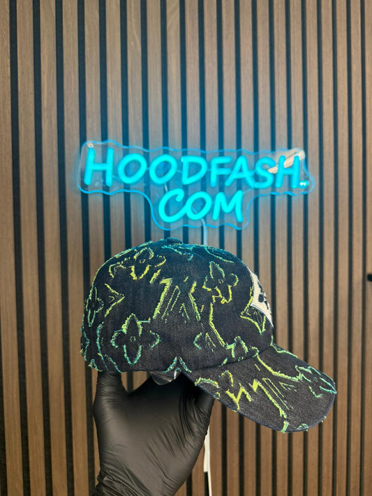 Louis Vuitton Limited Edition Pet - Green