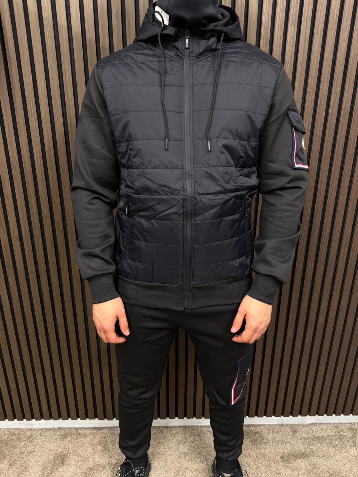 Moncler Trainings Pak - Black