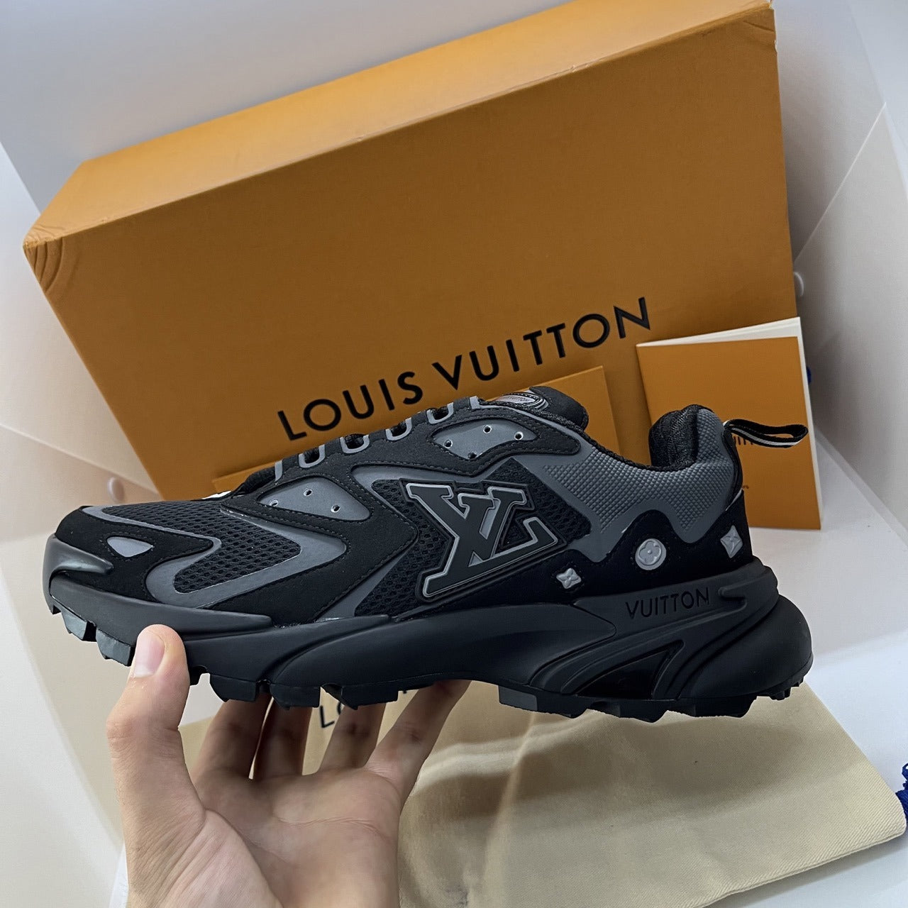 Louis Vuitton Runner Tatic -Zwart