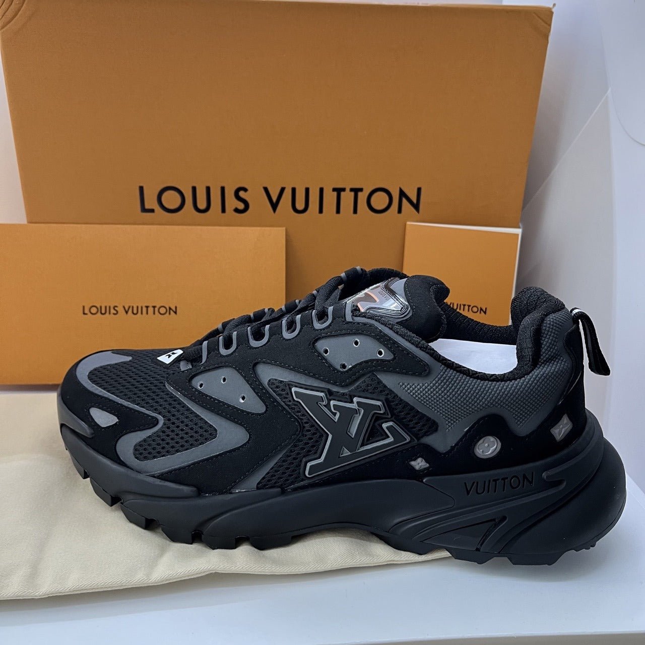 Louis Vuitton Runner Tatic -Zwart