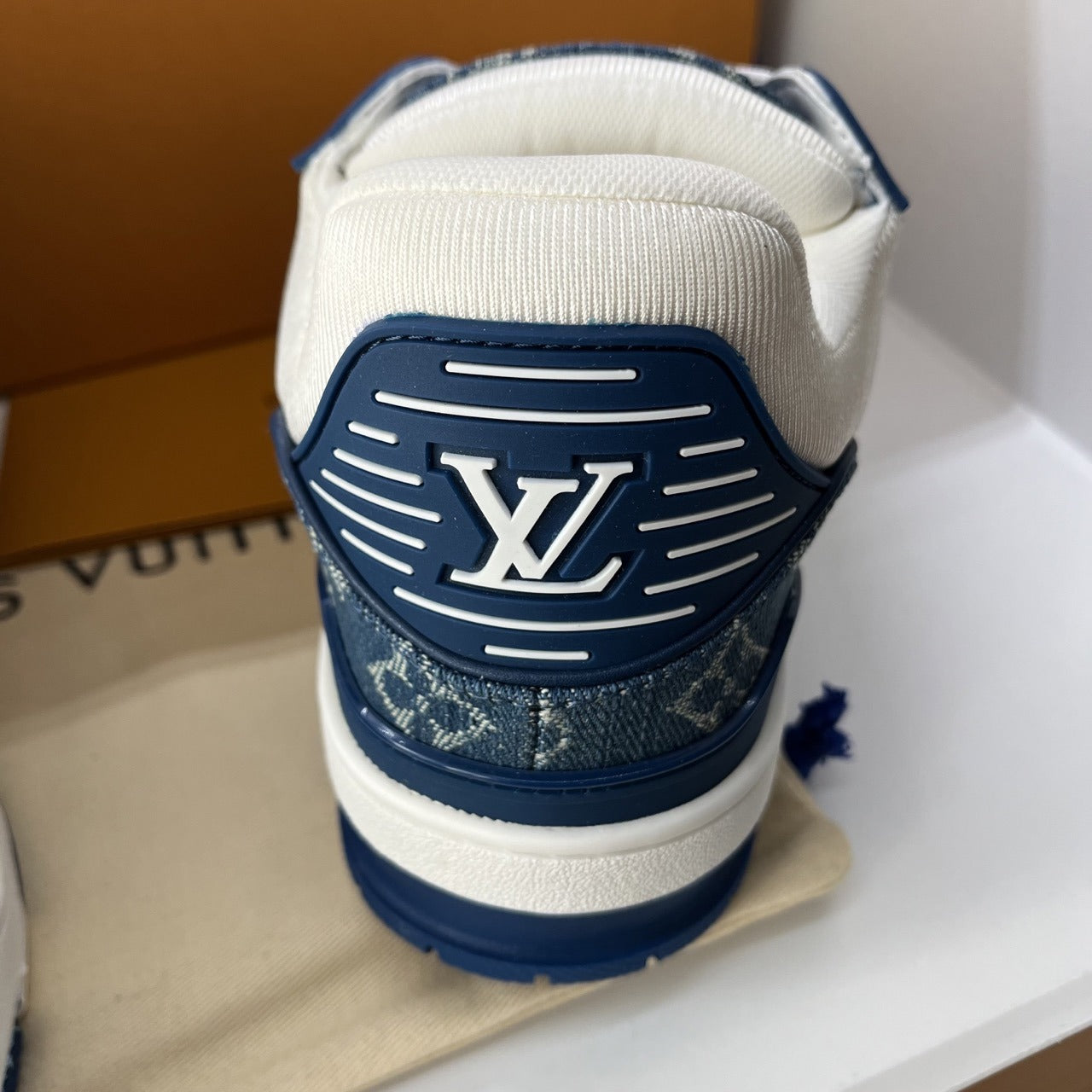 Louis Vuitton Trainers -Blauw