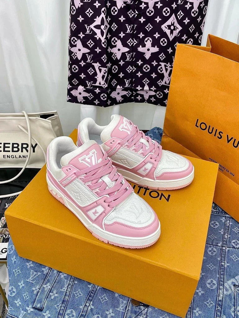 Louis Vuitton Trainer - Pink