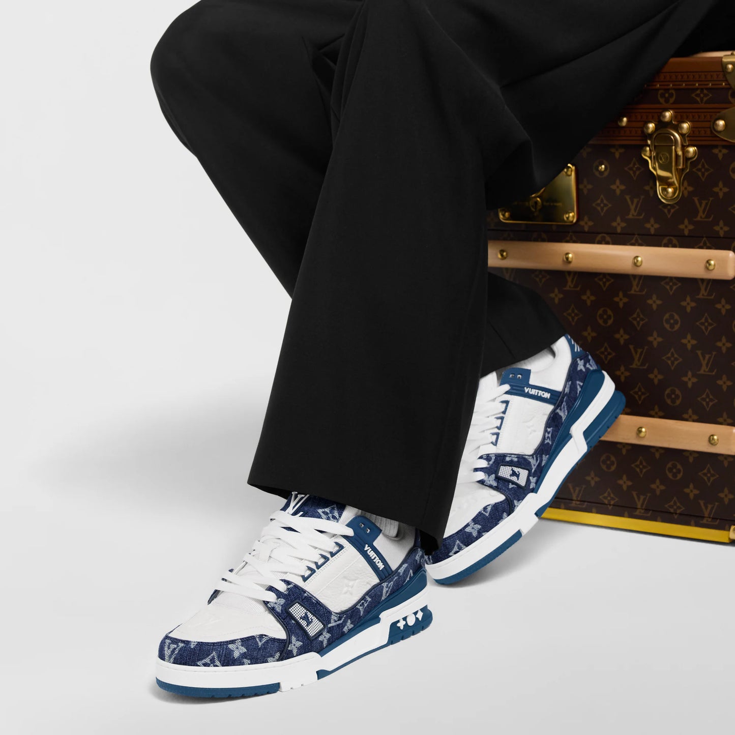 Louis Vuitton Trainers - Navy