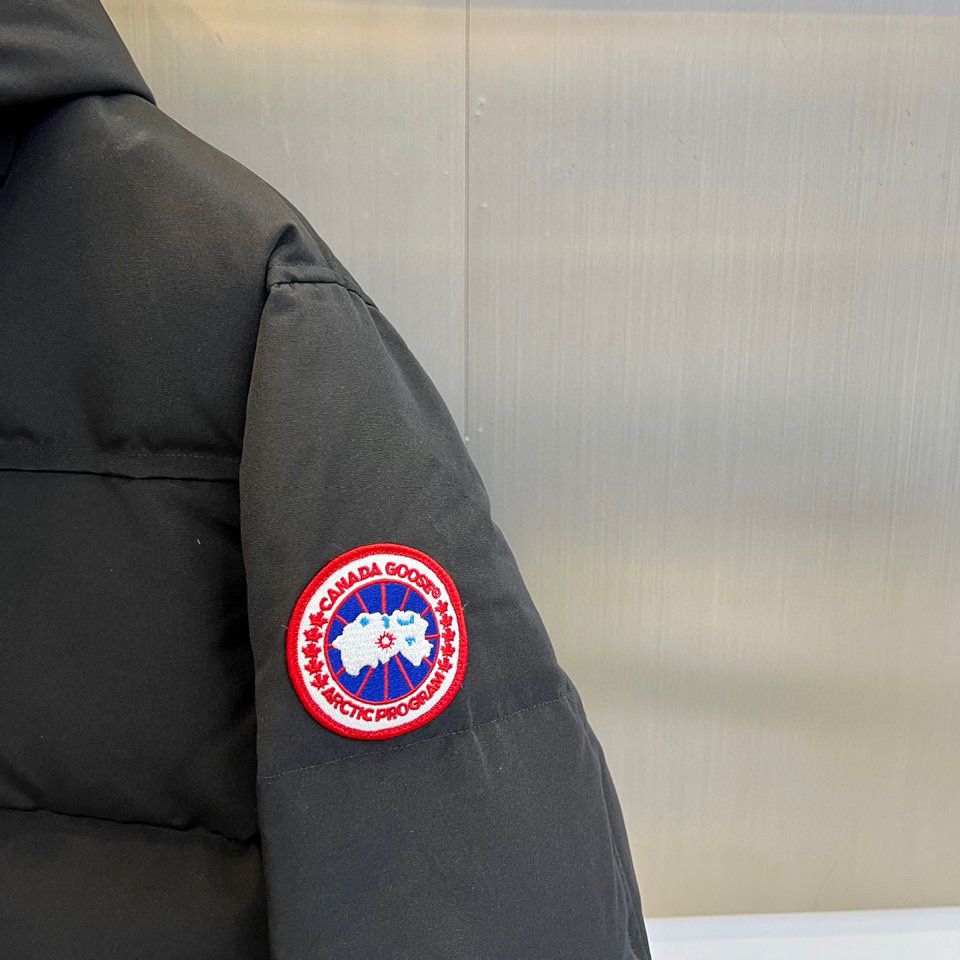 Canada Goose Macmillan Red Label