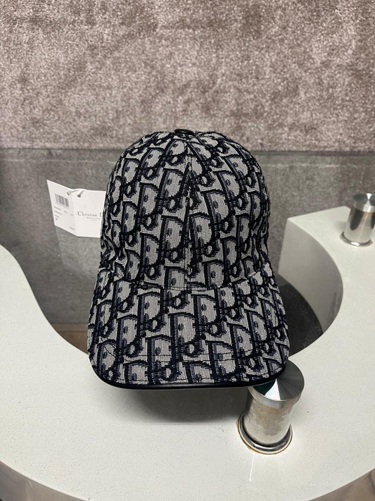 Dior Oblique Pet