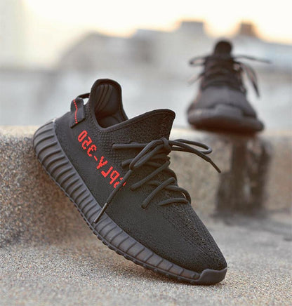 Yeezy Boost 350 V2 Core Black