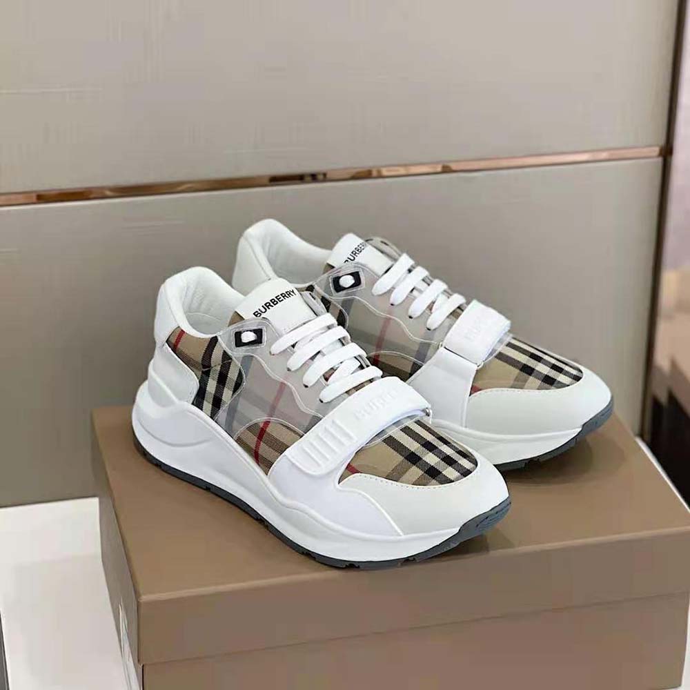 Burberry Sneakers