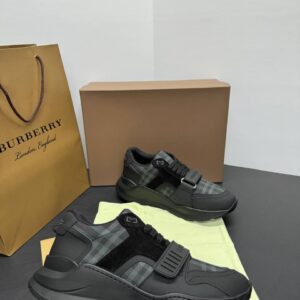 Burberry Sneakers