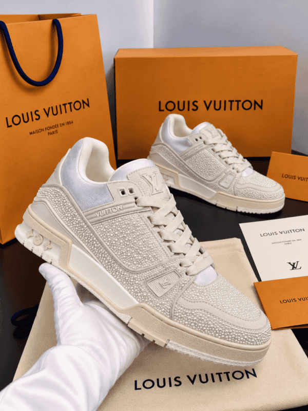Louis Vuitton Trainer - Exclusive White